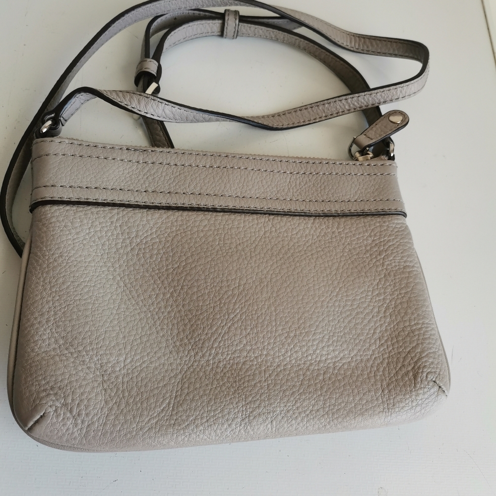 Michael Kors Gray Crossbody bag - Picture 2 of 4